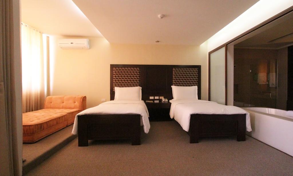 Coron Gateway Hotel & Suites Quarto foto